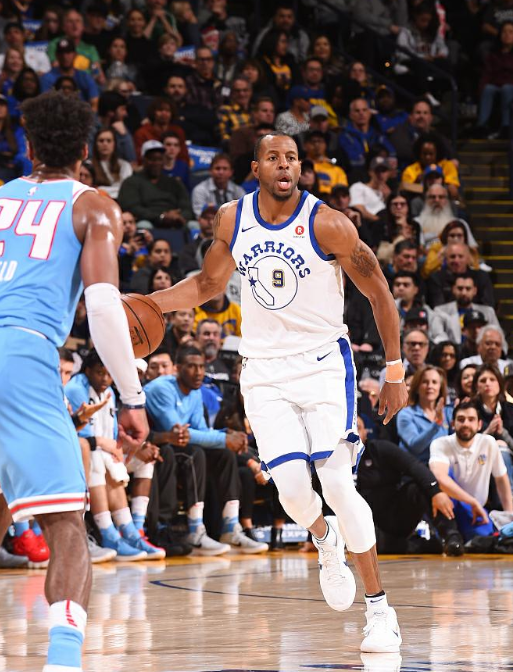 世体：阿根廷将于周四进行公开训练，预计将有近2万名球迷观看（世体：阿根廷周四开放训练课，预计吸引近两万球迷到场）