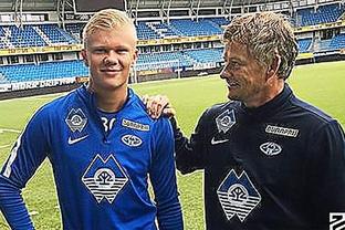 曼城斯特林关键进球锁定三分（斯特林致胜破门助曼城全取三分）