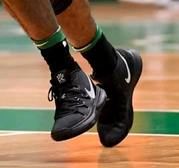 这一刻，才是真正的老大（此刻，才是名副其实的王者）