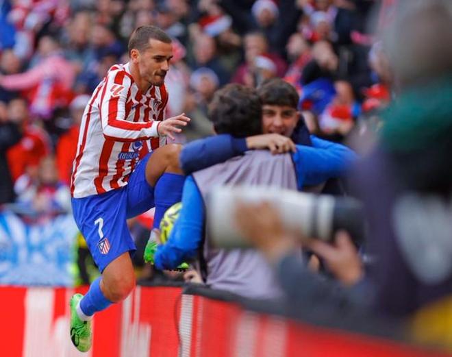 半场战报：马赛0-0亚特兰大，德凯特拉雷失点（上半场战况：马赛0-0亚特兰大，德凯特拉雷失点成遗憾）