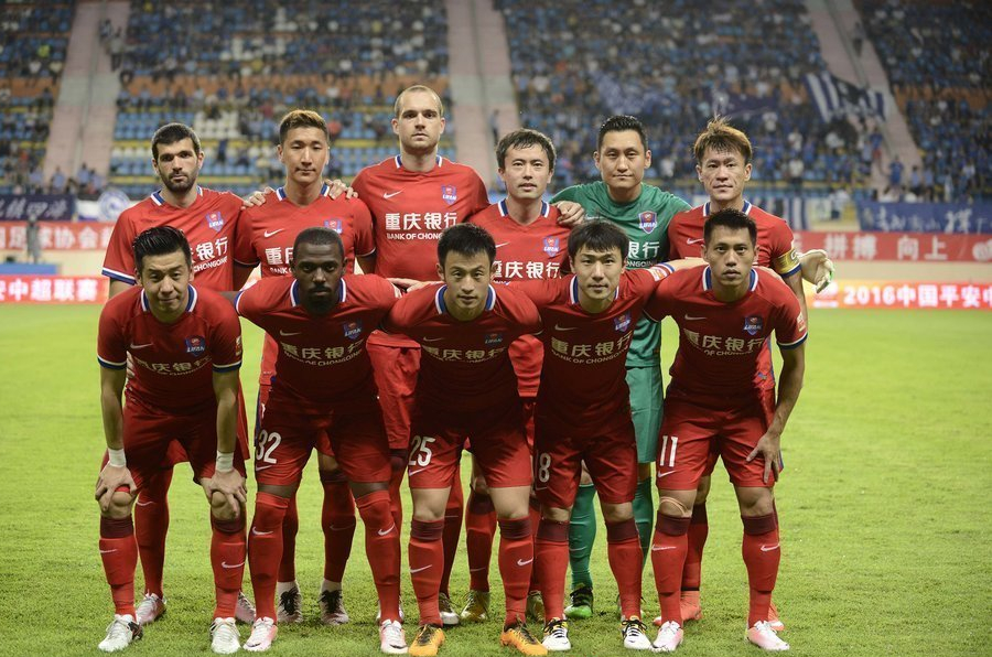 赫内斯：凯恩会在拜仁踢到2027年，在伦敦时他要靠保镖生活（赫内斯：凯恩将留在拜仁至2027年，伦敦时期需靠保镖护身）